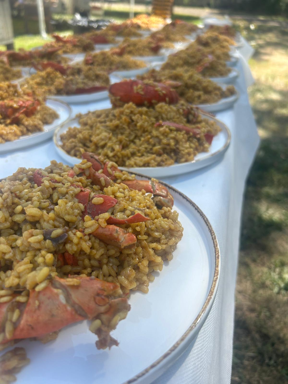 Arroz con bogavante emplatado para una celebración en Casa Lupe