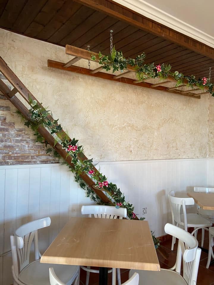 Comedor Casa Lupe